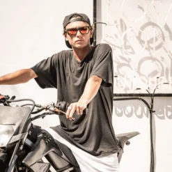 Lunettes De Soleil Mundaka Drakar Matte Black 5 Lunettes De Soleil Mundaka Drakar Matte Black -Gumotex Boutique lunettes de soleil mundaka drakar matte black 2